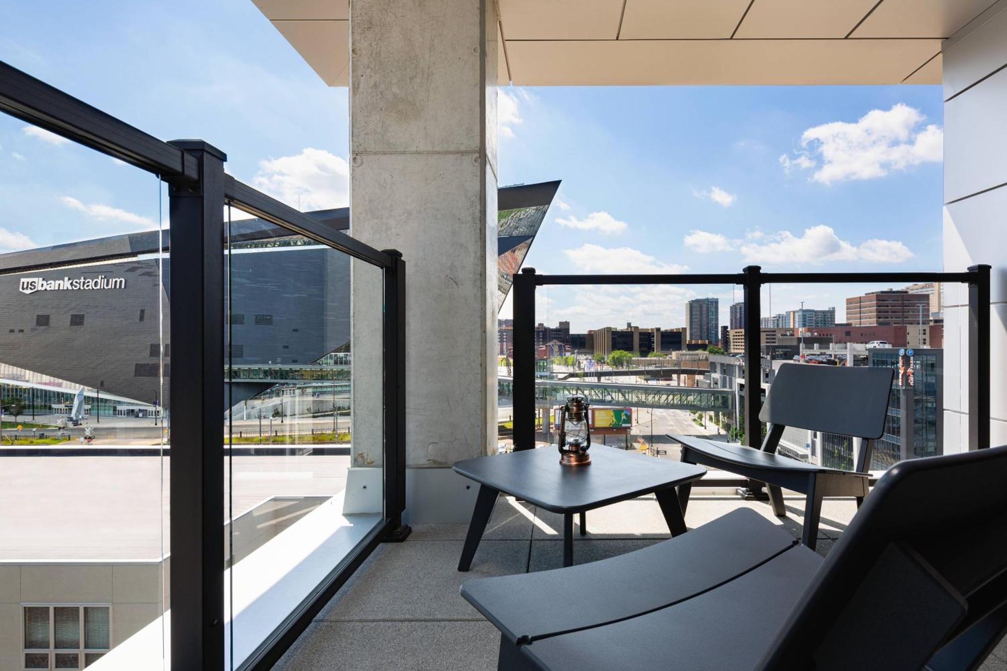 Moxy Minneapolis Downtown Экстерьер фото